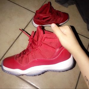 Red 11s